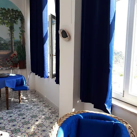 Casa I Due Pini Capri